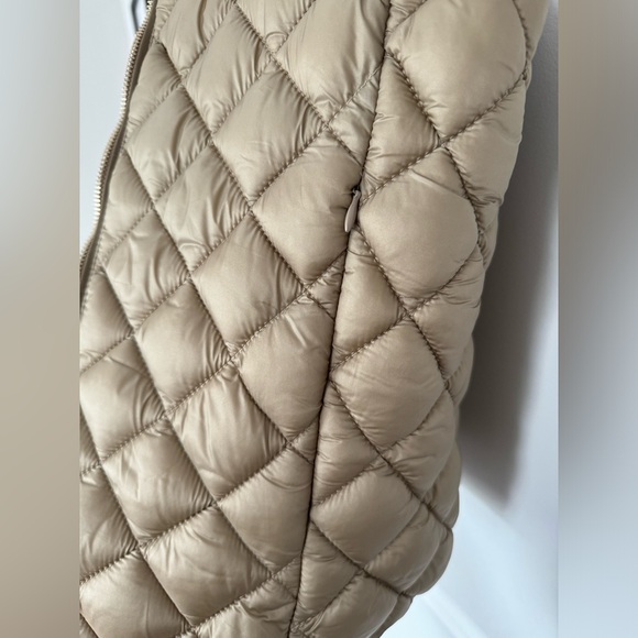 MANGO quilted vest size Small gold classic beige fall winter - Picture 6 of 9
